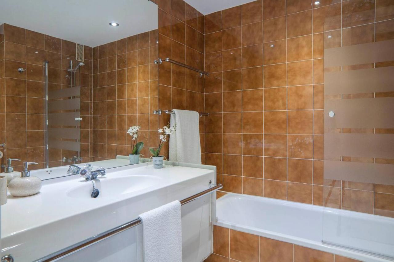 Miraflores Apartment Міхас Екстер'єр фото